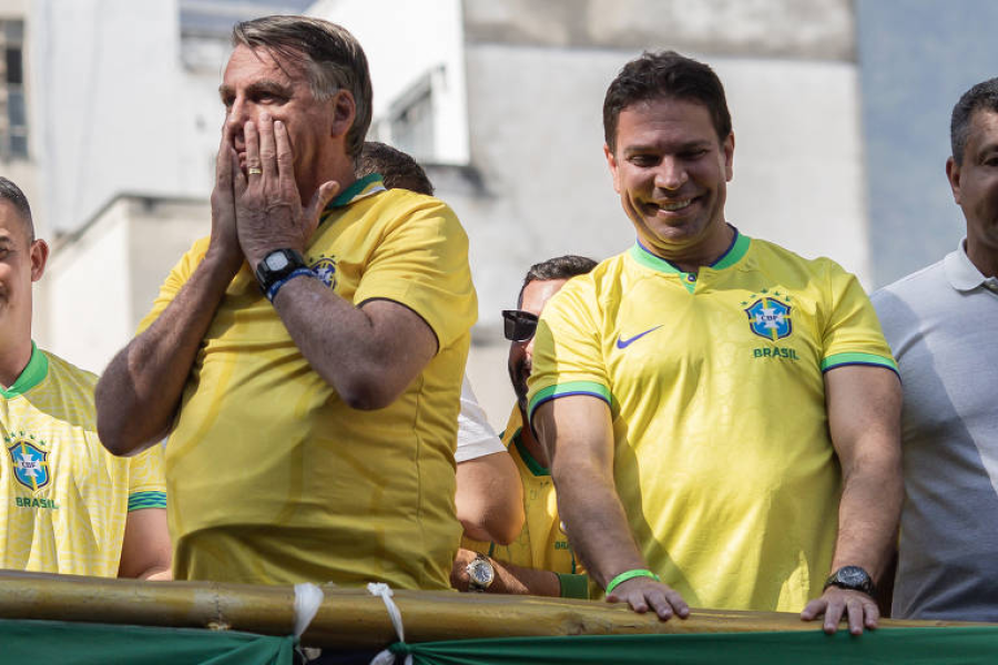 Câmara aprova suspensão apenas para Ramagem; Bolsonaro segue réu no STF