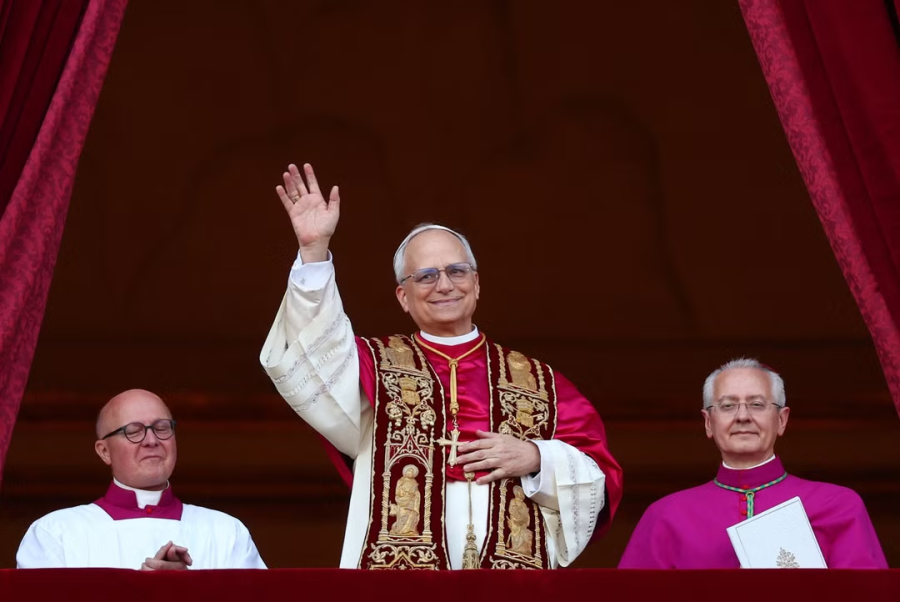 Novo papa é americano; Robert Prevost é anunciado como papa Leão XIV 