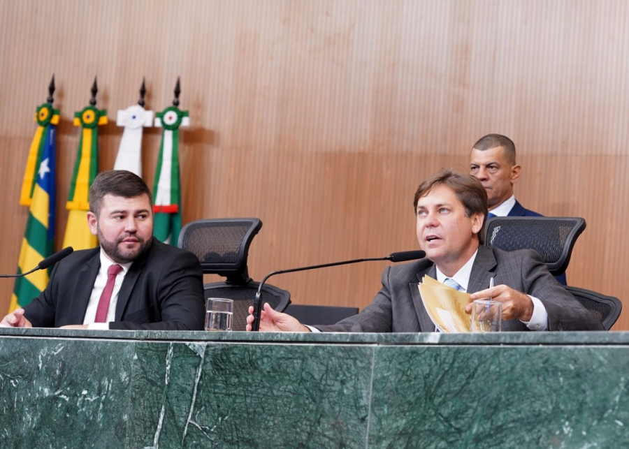 Goiás e mais 16 estados mantêm supersalários em assembleias legislativas com aval da Justiça