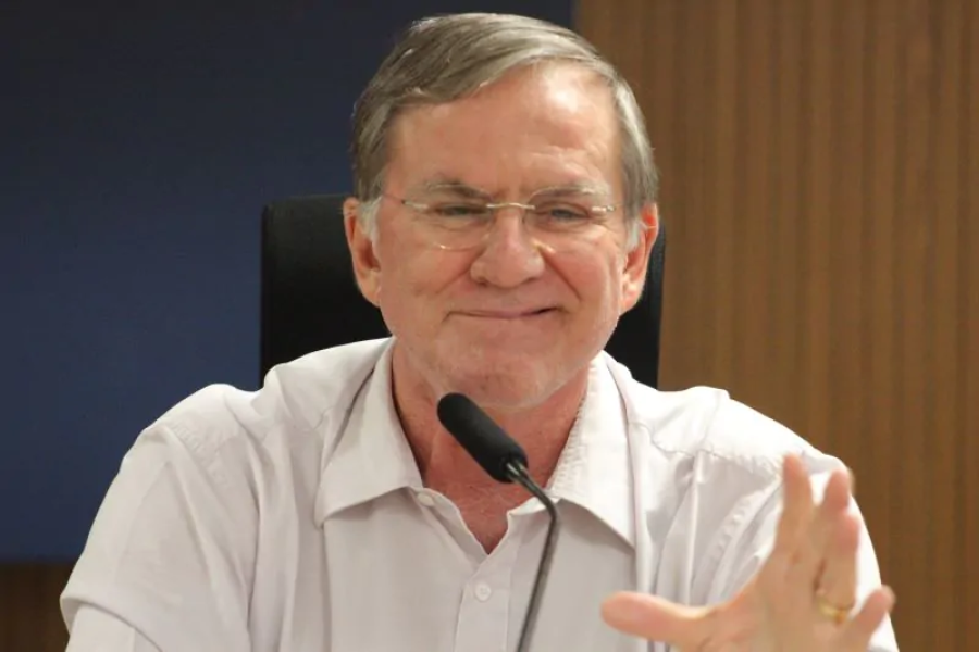 Antônio Gomide propõe semana para destacar o livro infantil na educação
