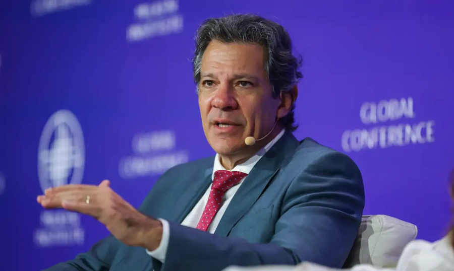 Haddad diz que PIB será de 2,5% em 2025 e defende ajuste nas contas